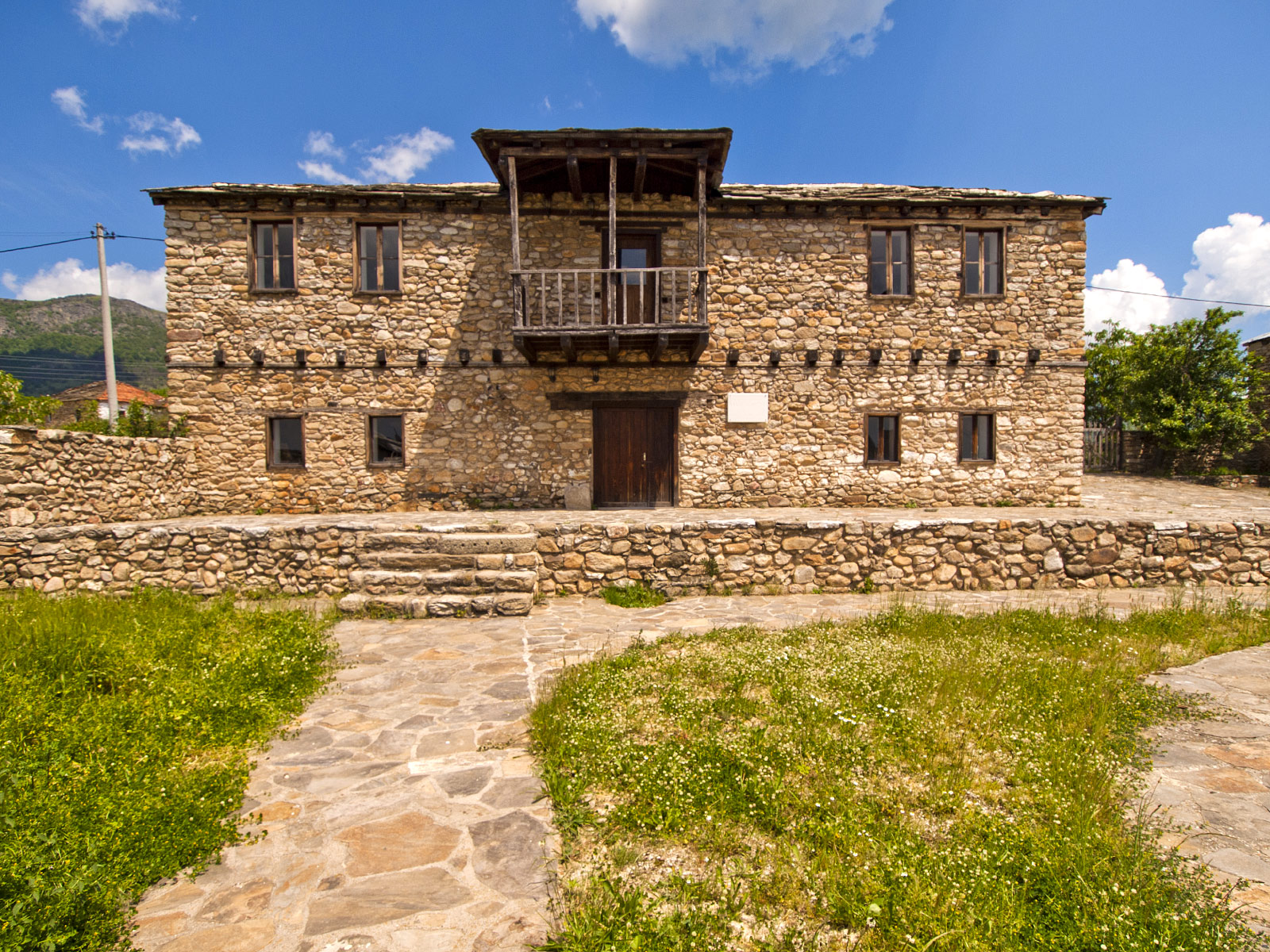 Prilep Field (Photo license: CC BY-NC 2.0)
